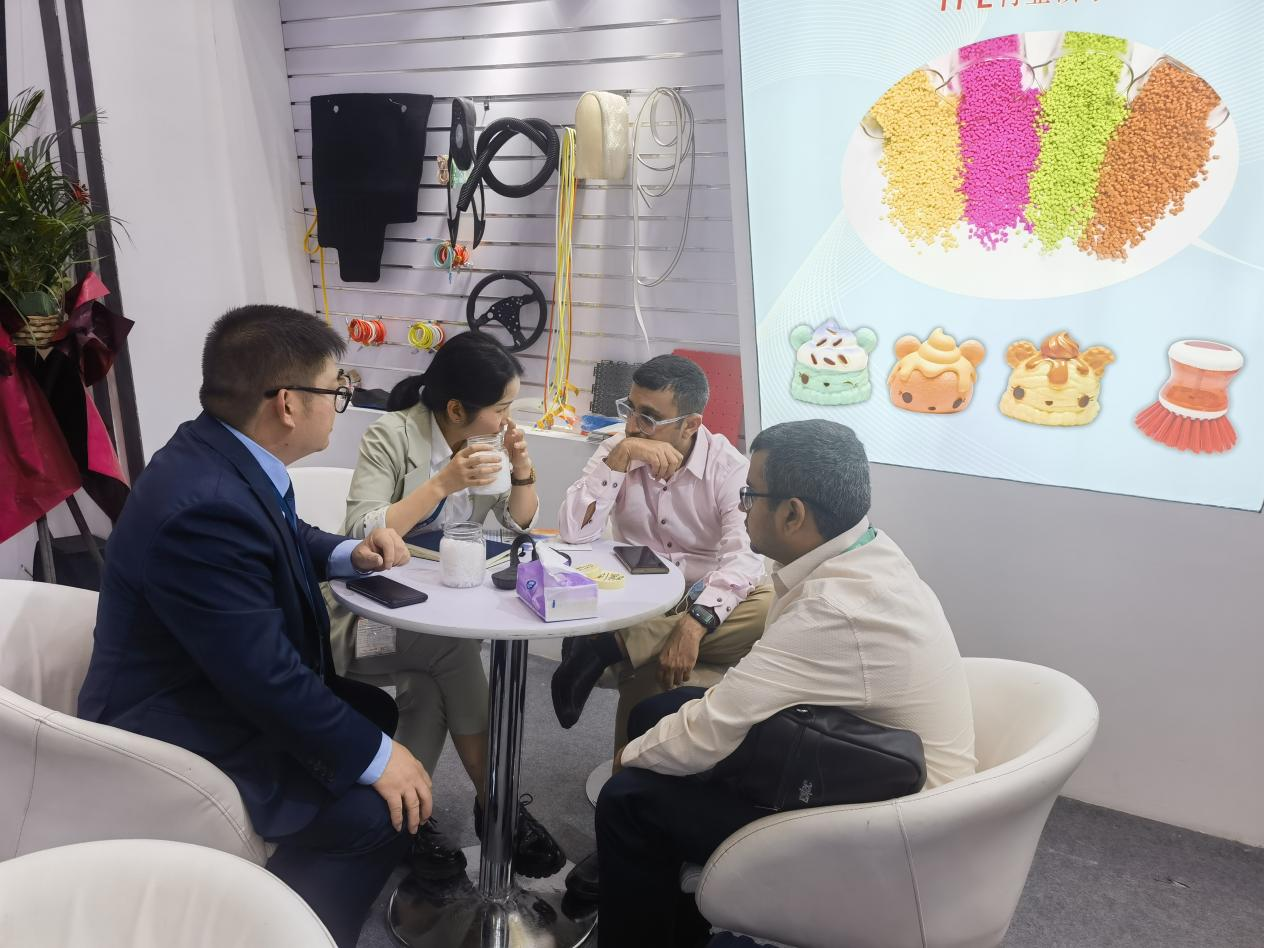 中塑王（ky开元）亮相2023国际橡塑展