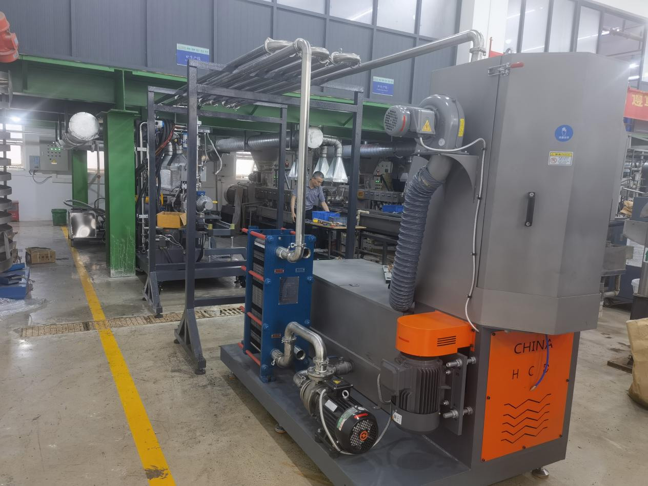 ky开元TPE引进双螺杆挤出机+水下切生产线自动化设备